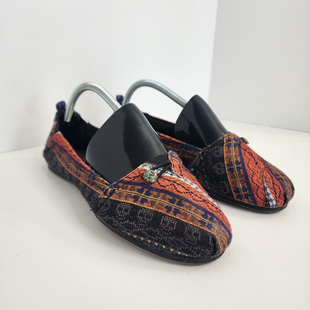 Mad Love Flats Orange Tribal Geometric Print Button Slip On Womens Size 10